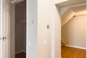 5748 N Winthrop Ave, Chicago, IL 60660 - Photo 5
