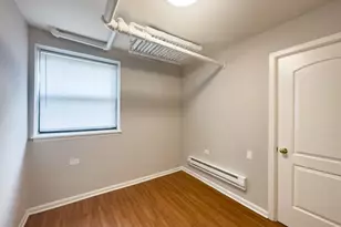 5748 N Winthrop Ave, Chicago, IL 60660 - Photo 13
