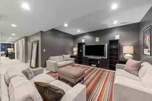 580 Lee St, Glen Ellyn, IL 60137 - Photo 45