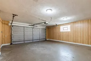 5018 Dobson St, Skokie, IL 60077 - Photo 11