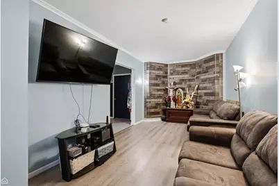 4440 N Kasson Avenue, Chicago, IL 60630 - Photo 5
