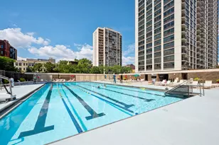 1560 N Sandburg Terrace, Chicago, IL 60610 - Photo 23