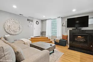 2307 W Haddon Ave, Chicago, IL 60622 - Photo 5