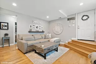 2307 W Haddon Ave, Chicago, IL 60622 - Photo 3