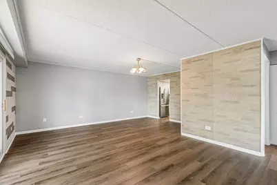 5834 W 77th Street #102, Burbank, IL 60459 - Photo 7