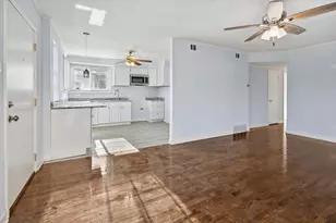 12538 S Justine St, Calumet Park, IL 60827 - Photo 5