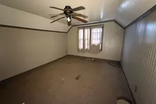 140 S 4th St, Albion, IL 62806 - Photo 15