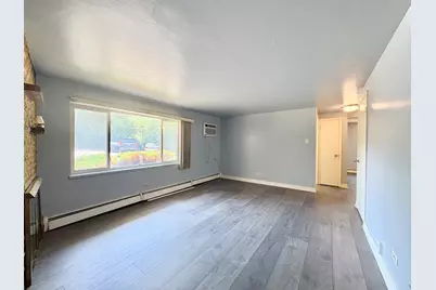 7426 W 111th Street #610, Worth, IL 60482 - Photo 3