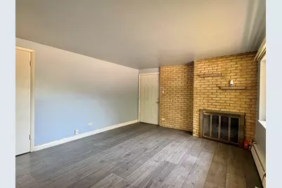 7426 W 111th Street #610, Worth, IL 60482 - Photo 5