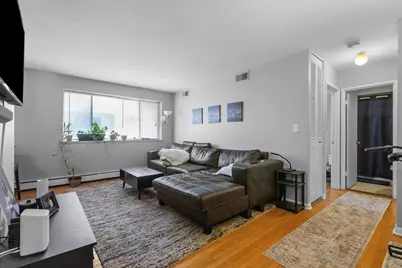 541 W Oakdale Avenue #319, Chicago, IL 60657 - Photo 5