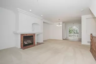 1245 Tuscany Dr, Streamwood, IL 60107 - Photo 3