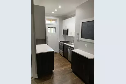 709 W Barry Avenue #E1, Chicago, IL 60657 - Photo 3