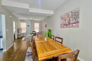 610 N May St, Chicago, IL 60642 - Photo 9
