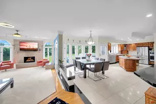 8 Lakeside Dr, South Barrington, IL 60010 - Photo 13