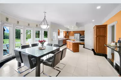 8 Lakeside Drive, South Barrington, IL 60010 - Photo 15