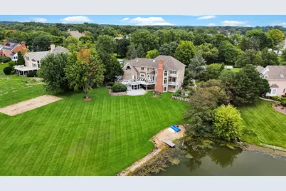 8 Lakeside Drive, South Barrington, IL 60010 - Photo 7