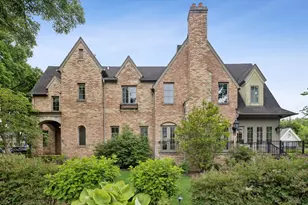 704 S Lincoln St, Hinsdale, IL 60521 - Photo 3