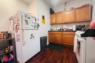 635 W Roscoe St, Chicago, IL 60657 - Photo 5