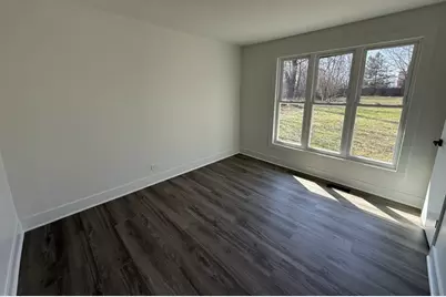 8418 Meadowbrook Drive, Burr Ridge, IL 60527 - Photo 13