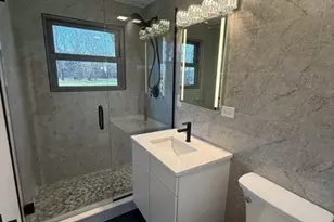 8418 Meadowbrook Dr, Burr Ridge, IL 60527 - Photo 19