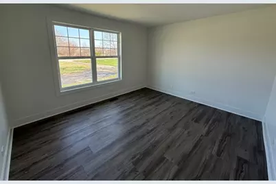 8418 Meadowbrook Drive, Burr Ridge, IL 60527 - Photo 15