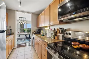 655 W Irving Park Rd, Chicago, IL 60613 - Photo 9