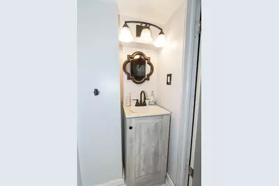201 S Michigan Avenue, Addison, IL 60101 - Photo 23