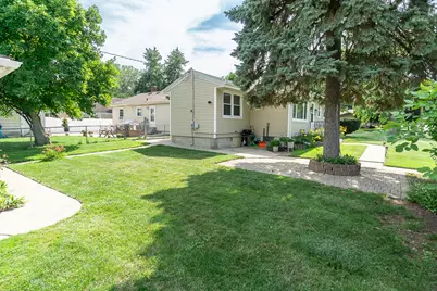 201 S Michigan Avenue, Addison, IL 60101 - Photo 27