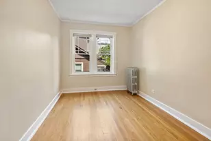1921 W Estes Ave, Chicago, IL 60626 - Photo 9