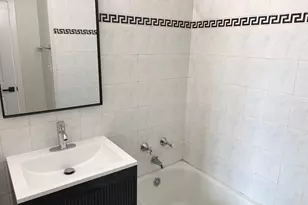 2600 W Balmoral Ave, Chicago, IL 60625 - Photo 9