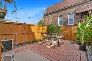 2001 N Honore St, Chicago, IL 60614 - Photo 25