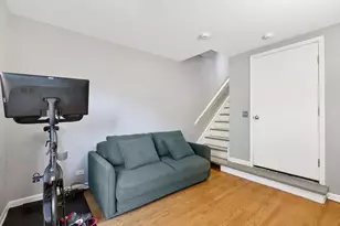 2001 N Honore St, Chicago, IL 60614 - Photo 19