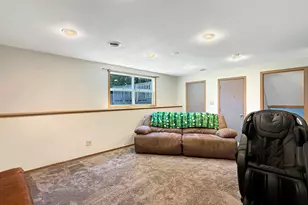761 Brookview Dr, Byron, IL 61010 - Photo 17