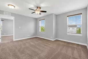 12807 Timber Wood Cir, Plainfield, IL 60585 - Photo 17