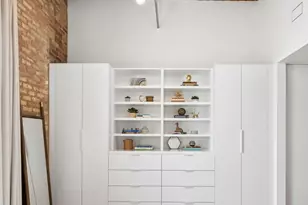 300 W Grand Ave, Chicago, IL 60654 - Photo 13