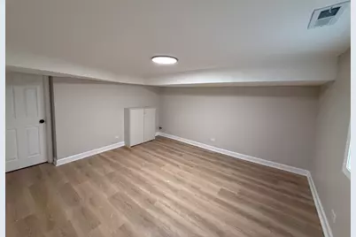1637 Elmwood Avenue #1, Berwyn, IL 60402 - Photo 11