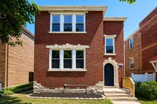 1637 Elmwood Ave, Berwyn, IL 60402 - Photo 1