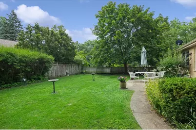 2324 Sumac Circle, Glenview, IL 60025 - Photo 15