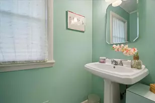2324 Sumac Cir, Glenview, IL 60025 - Photo 11