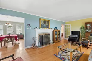 2324 Sumac Cir, Glenview, IL 60025 - Photo 5