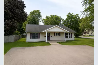 7 Arcade Court, Freeport, IL 61032 - Photo 1
