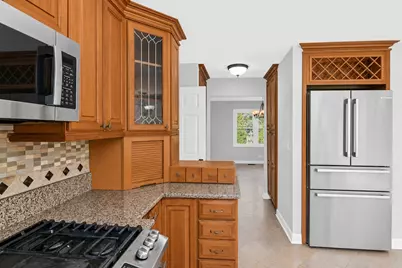 801 Waltz Court, Prospect Heights, IL 60070 - Photo 11
