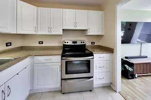 3550 N Lake Shore Dr, Chicago, IL 60657 - Photo 11