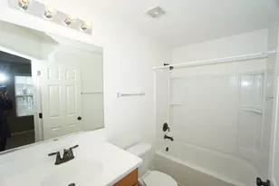 210 Portage Ln, Yorkville, IL 60560 - Photo 13