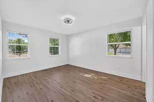 2845 Meadow Ln, Schaumburg, IL 60193 - Photo 19