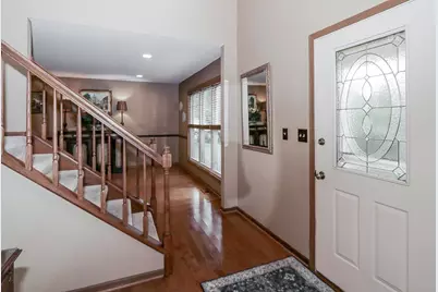 1324 Nantucket Court, Carol Stream, IL 60188 - Photo 3