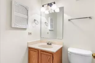 1487 Castlewood Dr, Wheaton, IL 60189 - Photo 15