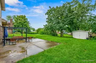 1487 Castlewood Dr, Wheaton, IL 60189 - Photo 25
