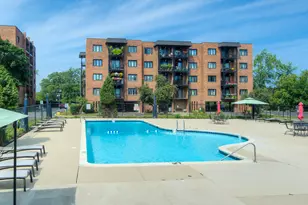 9396 Landings Ln, Des Plaines, IL 60016 - Photo 23