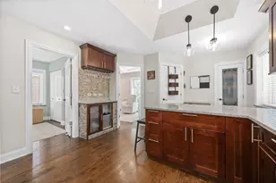 5755 S Nashville Ave, Chicago, IL 60638 - Photo 7